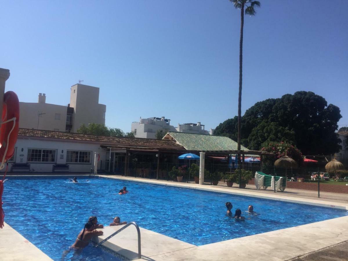 Carihuela Park Palace Torremolinos Exteriör bild