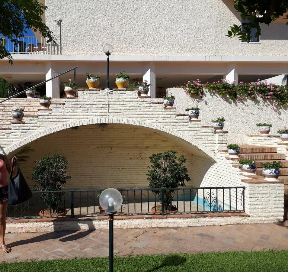 Carihuela Park Palace Torremolinos Exteriör bild
